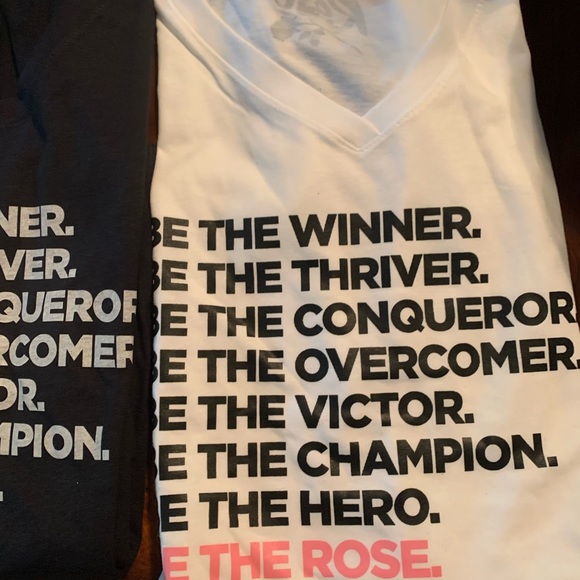 Empowering quality new tees in sizes 2XL. - Picture 3 of 3